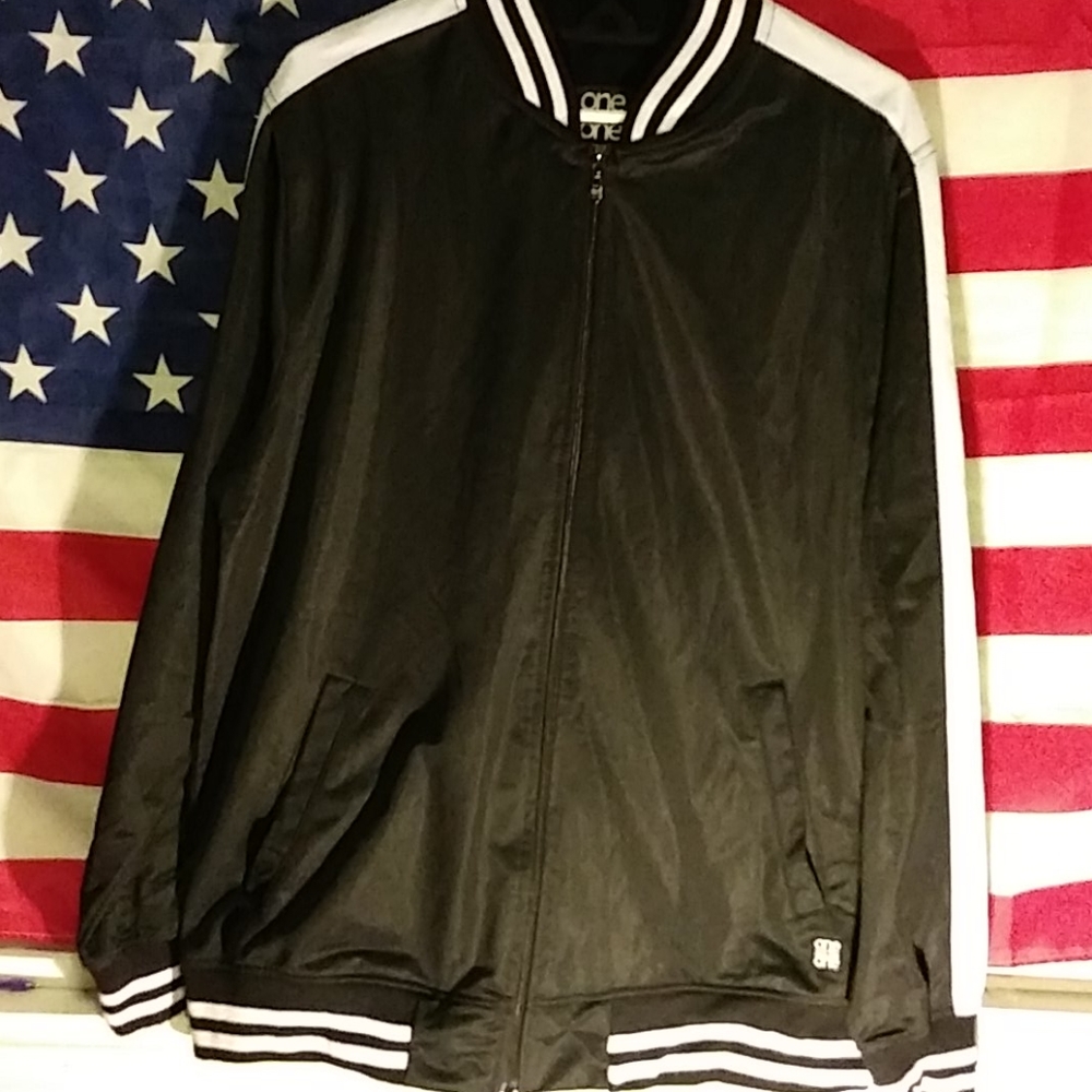 ONE POINT ONE MENS ZIP UP POLYESTER JACKET LARGE